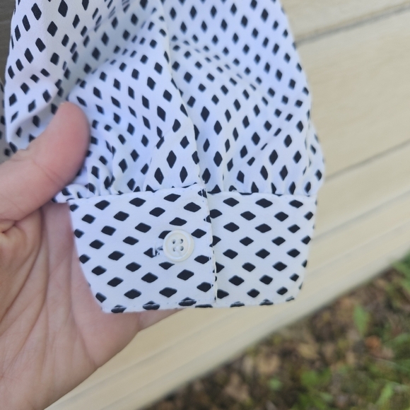 vintage Impressions of California white button front shirt with black diamonds - Picture 4 of 8